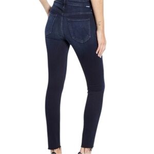MOTHER High Waisted Looker Ankle Fray Jeans Women Dark Wash Size 27 EUC